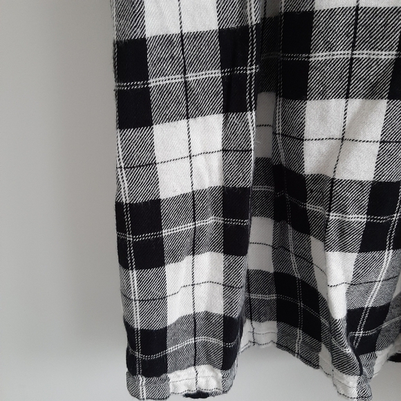 Old Navy Black White Plaid Collared Dress size 8 - Picture 6 of 9